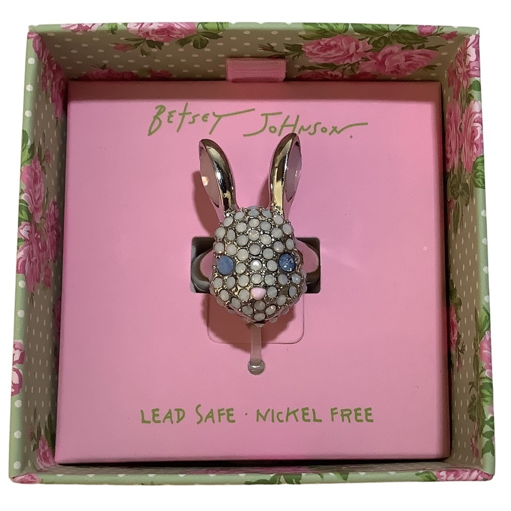 Betsey Johnson Hop To It Easter Bunny Crystal Stretch Ring New